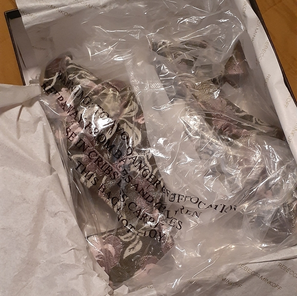 Rebecca Minkoff: Floral Wedge - Picture 8 of 9